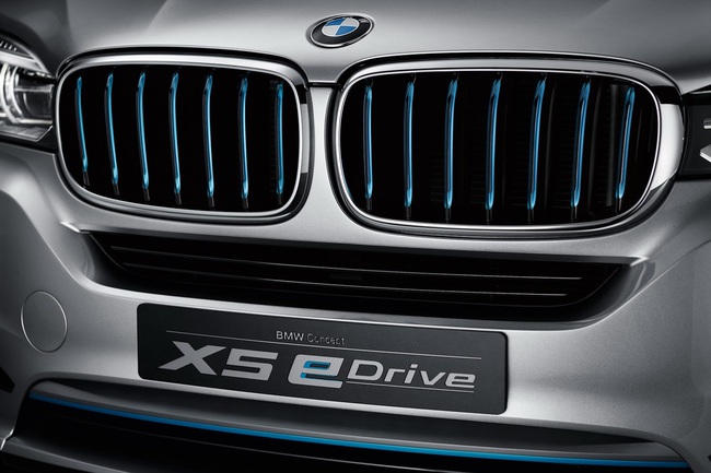 BMW Concept5 X5 eDrive: Chỉ cần 3,8 lít nhiên liệu cho 100 km 10